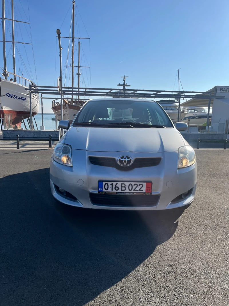 Toyota Auris Топ техническо състояние, снимка 1 - Автомобили и джипове - 48615406