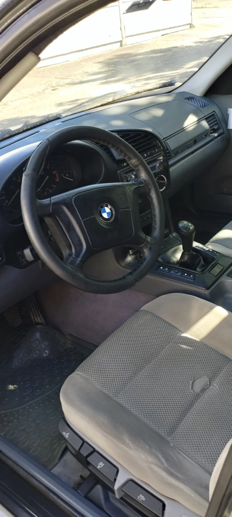 BMW 318 Е36, снимка 4 - Автомобили и джипове - 48640913