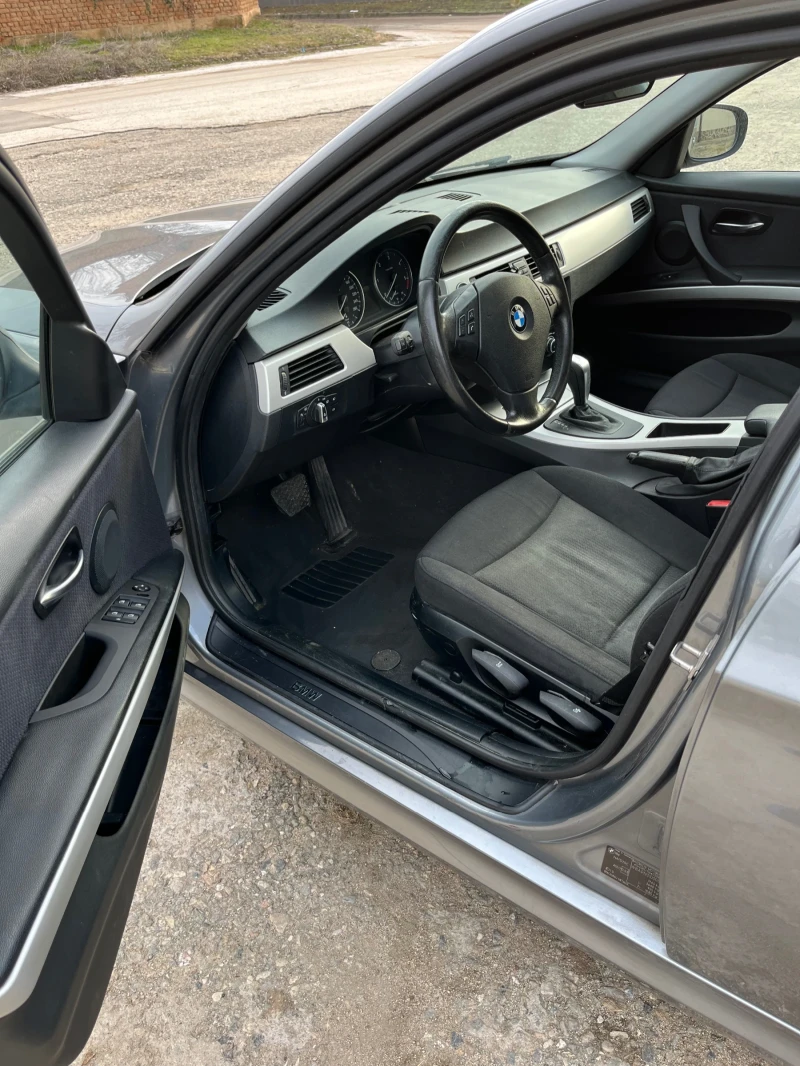 BMW 320 E90/91, снимка 10 - Автомобили и джипове - 48786305