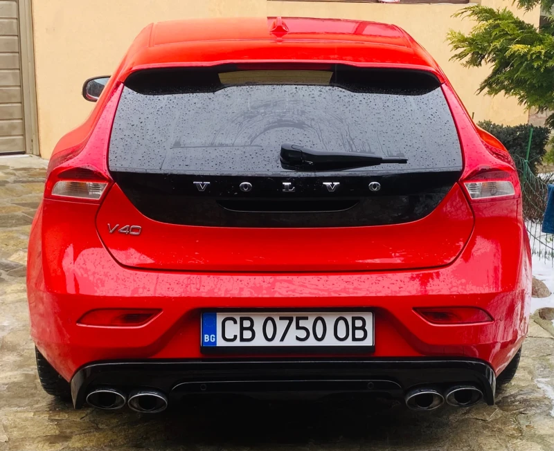 Volvo V40 Уникат!! R-design!HEICO tuning!, снимка 5 - Автомобили и джипове - 49586832
