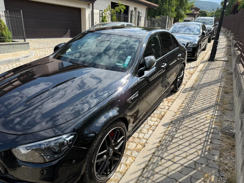 Mercedes-Benz E 63 AMG E63s AMG, снимка 4 - Автомобили и джипове - 52217913