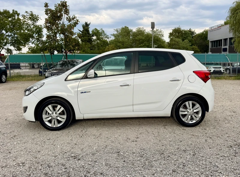 Hyundai Ix20 1.6i BlueDrive, снимка 2 - Автомобили и джипове - 51670196