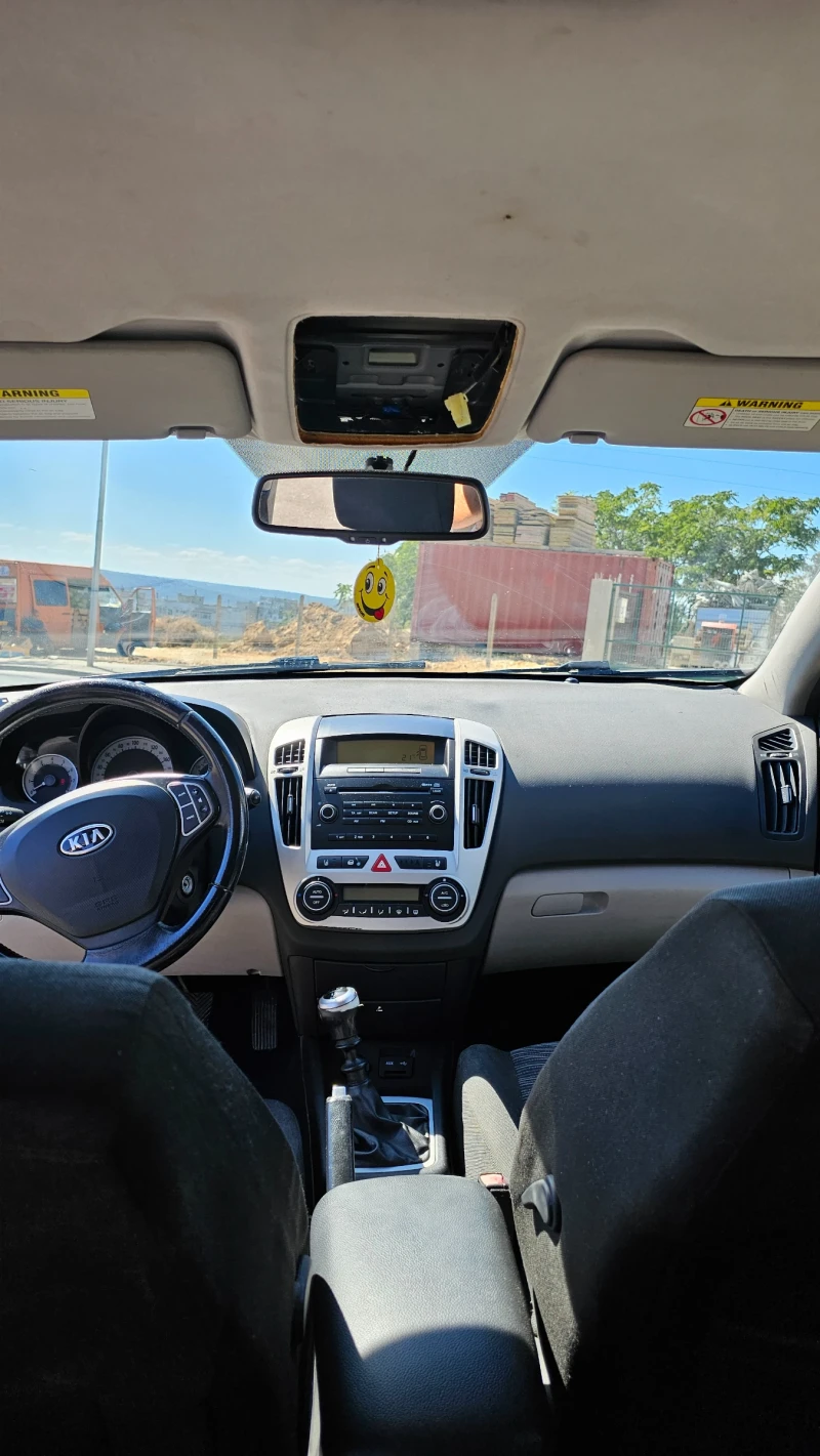 Kia Ceed, снимка 5 - Автомобили и джипове - 52354719