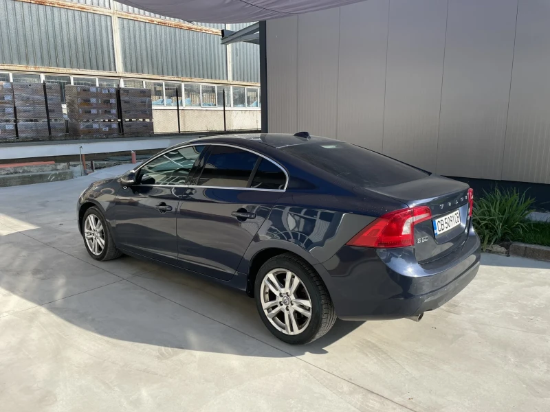 Volvo S60 2.4* BiTurbo* 205к.с* кожа* автомат* BiXenon, снимка 3 - Автомобили и джипове - 52393618