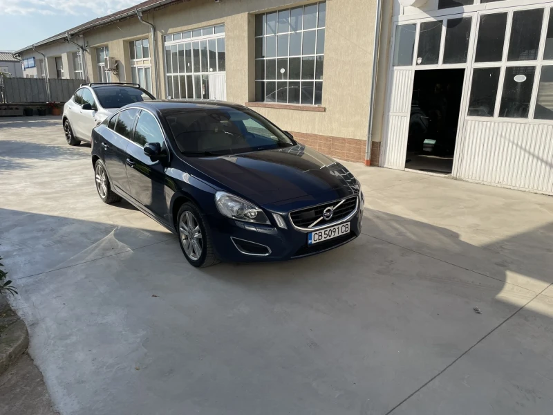 Volvo S60 2.4* BiTurbo* 205к.с* кожа* автомат* BiXenon, снимка 2 - Автомобили и джипове - 52393618