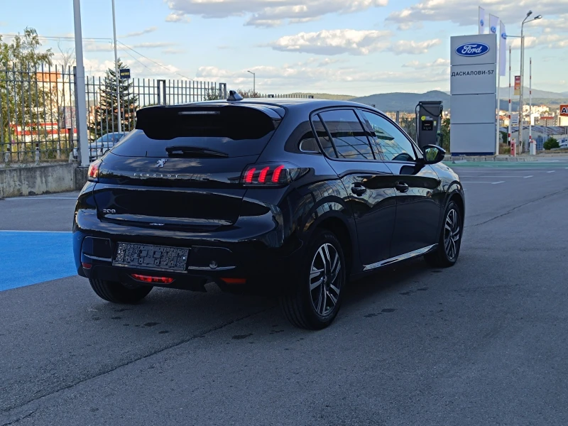 Peugeot 208 1.2 PureTech | GT-Line, снимка 4 - Автомобили и джипове - 51950670