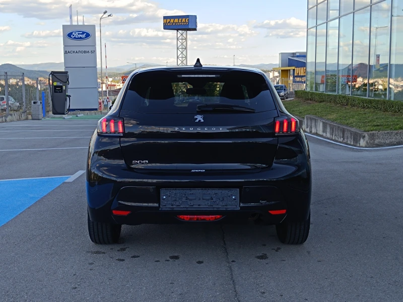 Peugeot 208 1.2 PureTech | GT-Line, снимка 5 - Автомобили и джипове - 51950670