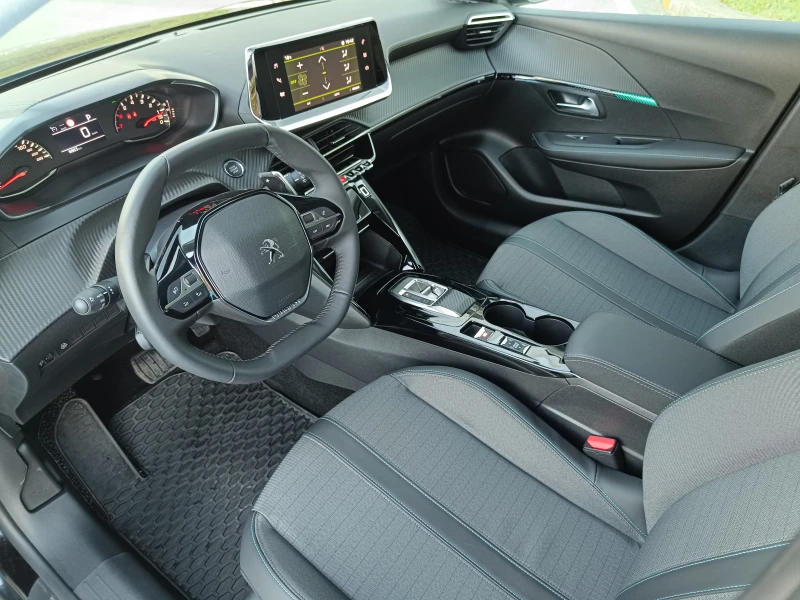 Peugeot 208 1.2 PureTech | GT-Line, снимка 7 - Автомобили и джипове - 51950670