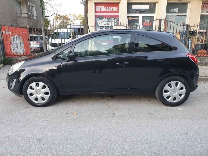 Opel Corsa 1.2i - 4ЦИЛИНДЪРА, снимка 3 - Автомобили и джипове - 52124799