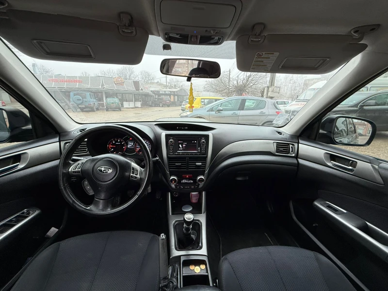 Subaru Forester 2.0* 150* ОБСЛУЖЕНА, снимка 8 - Автомобили и джипове - 52954238