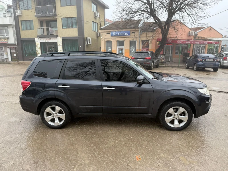 Subaru Forester 2.0* 150* ОБСЛУЖЕНА, снимка 3 - Автомобили и джипове - 52954238