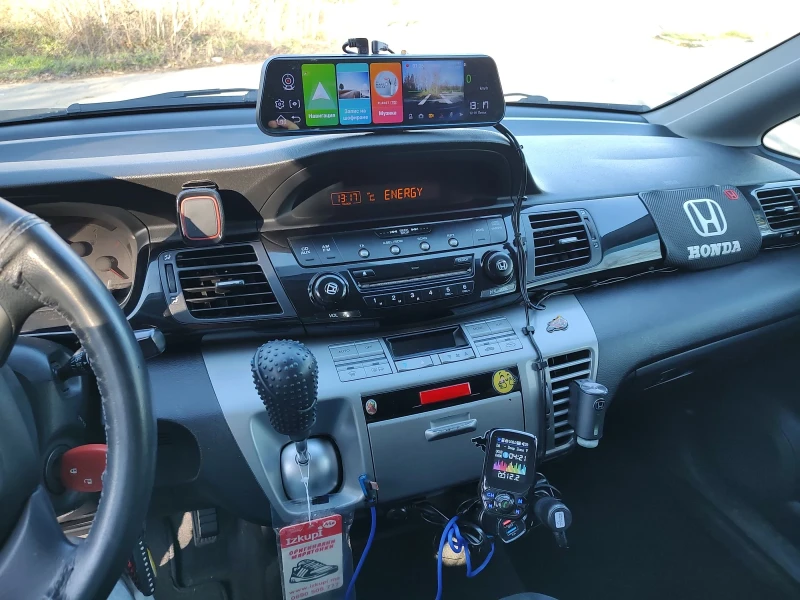 Honda Fr-v, снимка 6 - Автомобили и джипове - 52848658