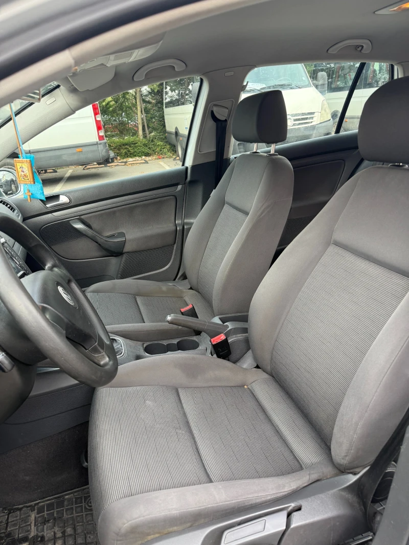 VW Golf, снимка 11 - Автомобили и джипове - 52884445