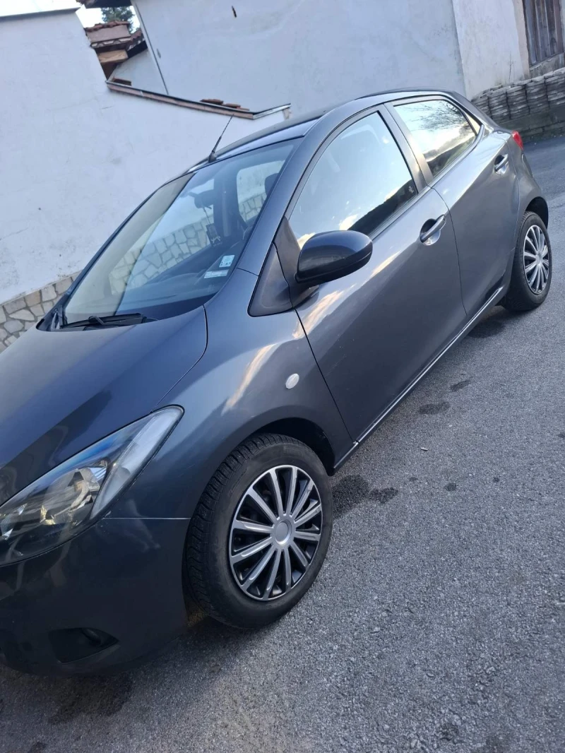 Mazda 2, снимка 6 - Автомобили и джипове - 52907337
