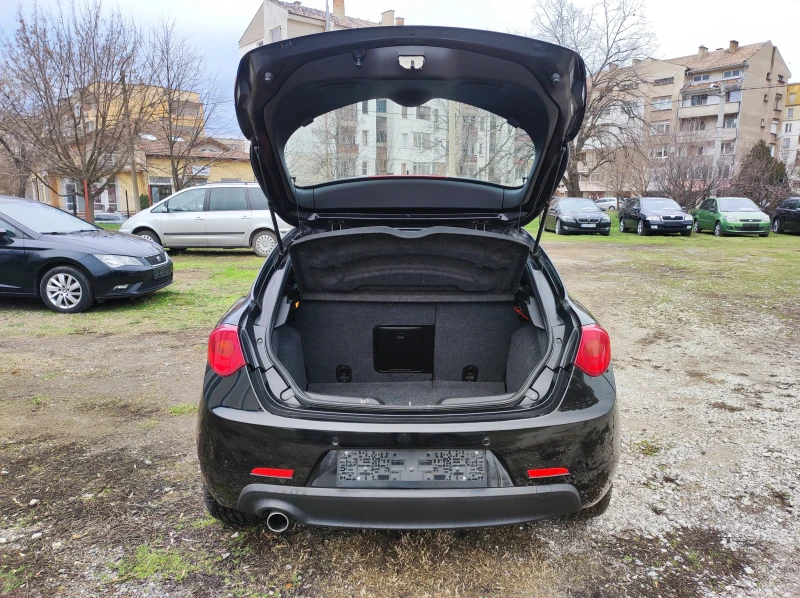 Alfa Romeo Giulietta 1.4T 120к.с. euro5 174000km Quadrivoglio Design, снимка 15 - Автомобили и джипове - 53064471