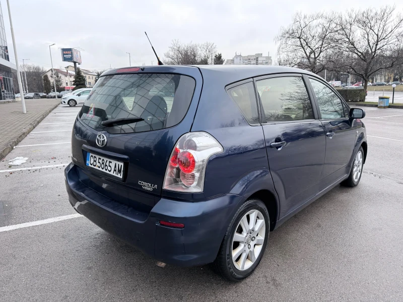 Toyota Corolla verso, снимка 4 - Автомобили и джипове - 53389806