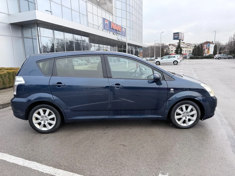 Toyota Corolla verso, снимка 3 - Автомобили и джипове - 53389806