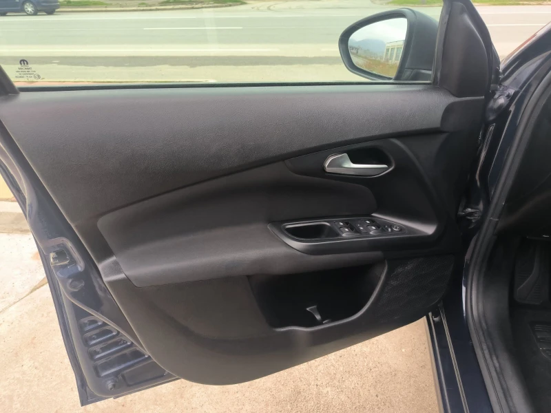 Fiat Tipo 1.3d-Euro-6B, снимка 12 - Автомобили и джипове - 53451140