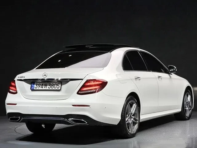 Mercedes-Benz E 350  Задно  - изображение 2
