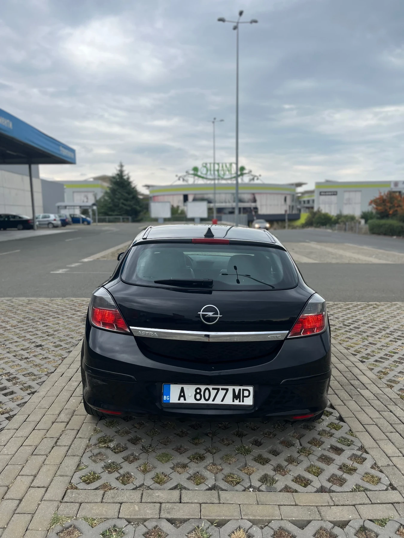 Opel Astra H GTC 1.7 CDTI - изображение 5