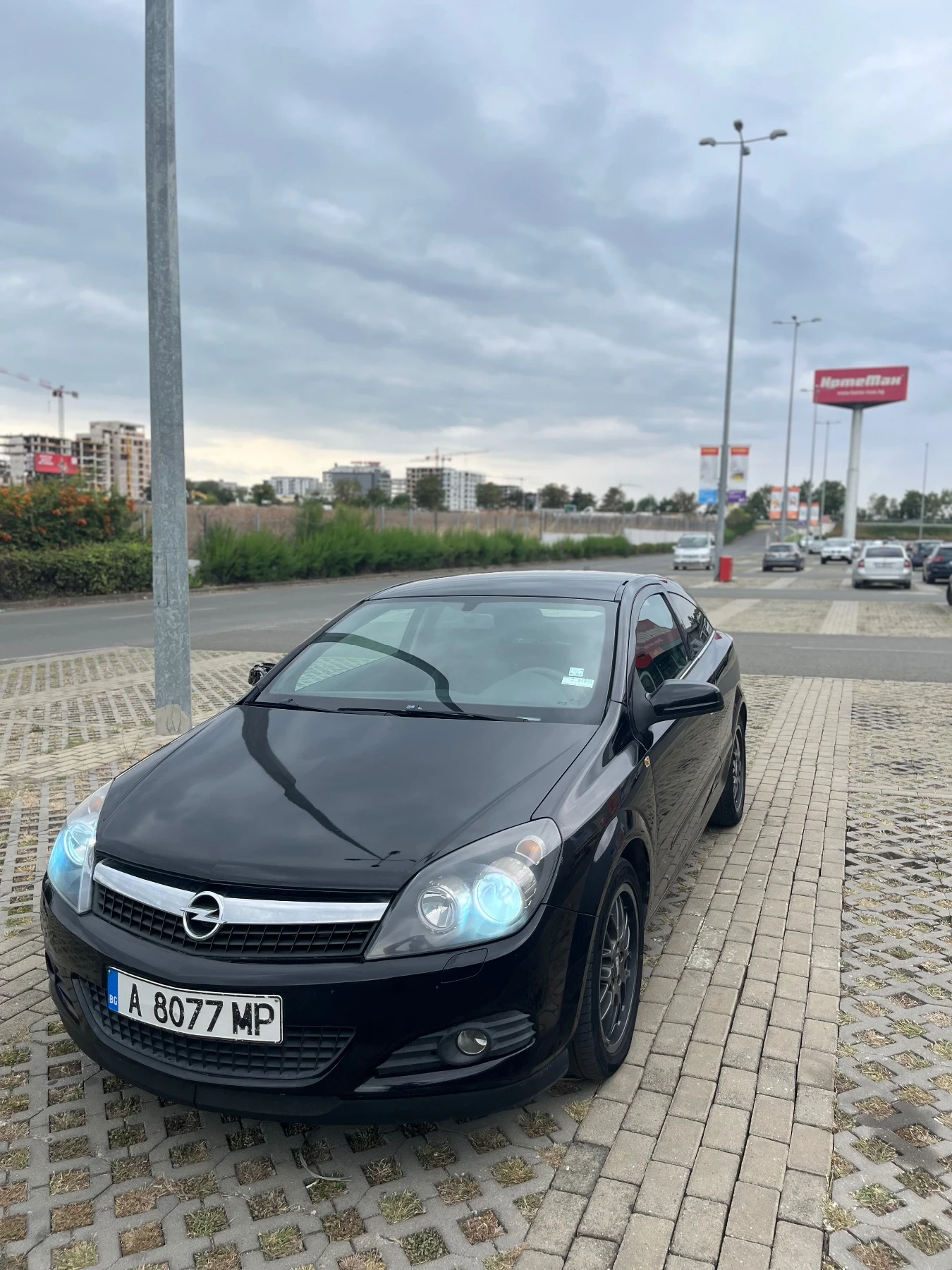 Opel Astra H GTC 1.7 CDTI - изображение 2