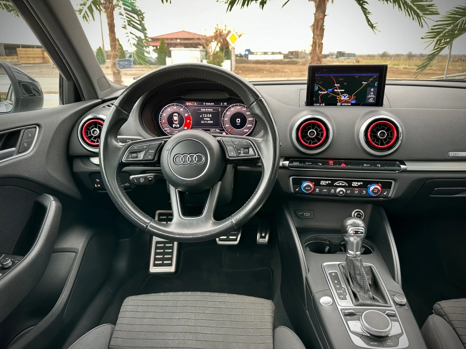 Audi A3 1.4 TFSI* PANO* NAVI* CARPLAY* DIGITAL - изображение 9