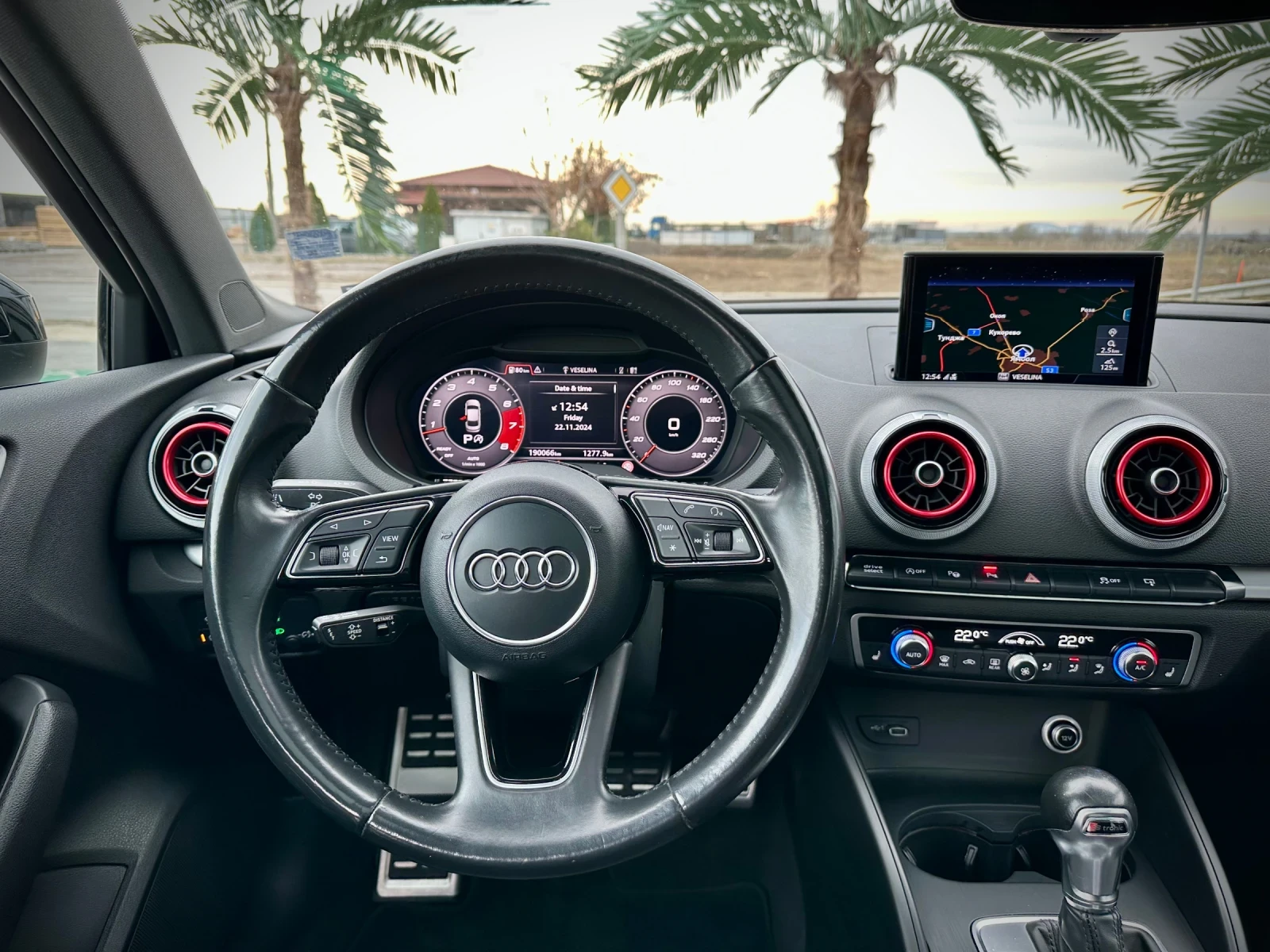 Audi A3 1.4 TFSI* PANO* NAVI* CARPLAY* DIGITAL - изображение 8