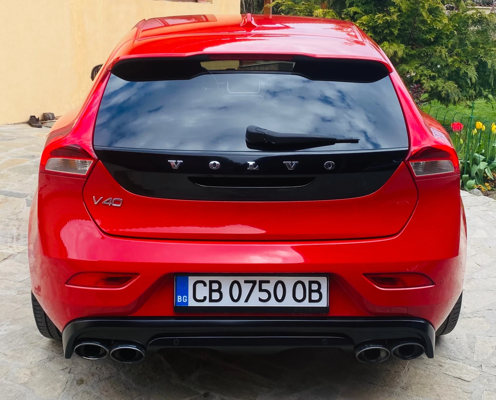 Volvo V40  R-design!HEICO tuning!, снимка 5 - Автомобили и джипове - 49586832