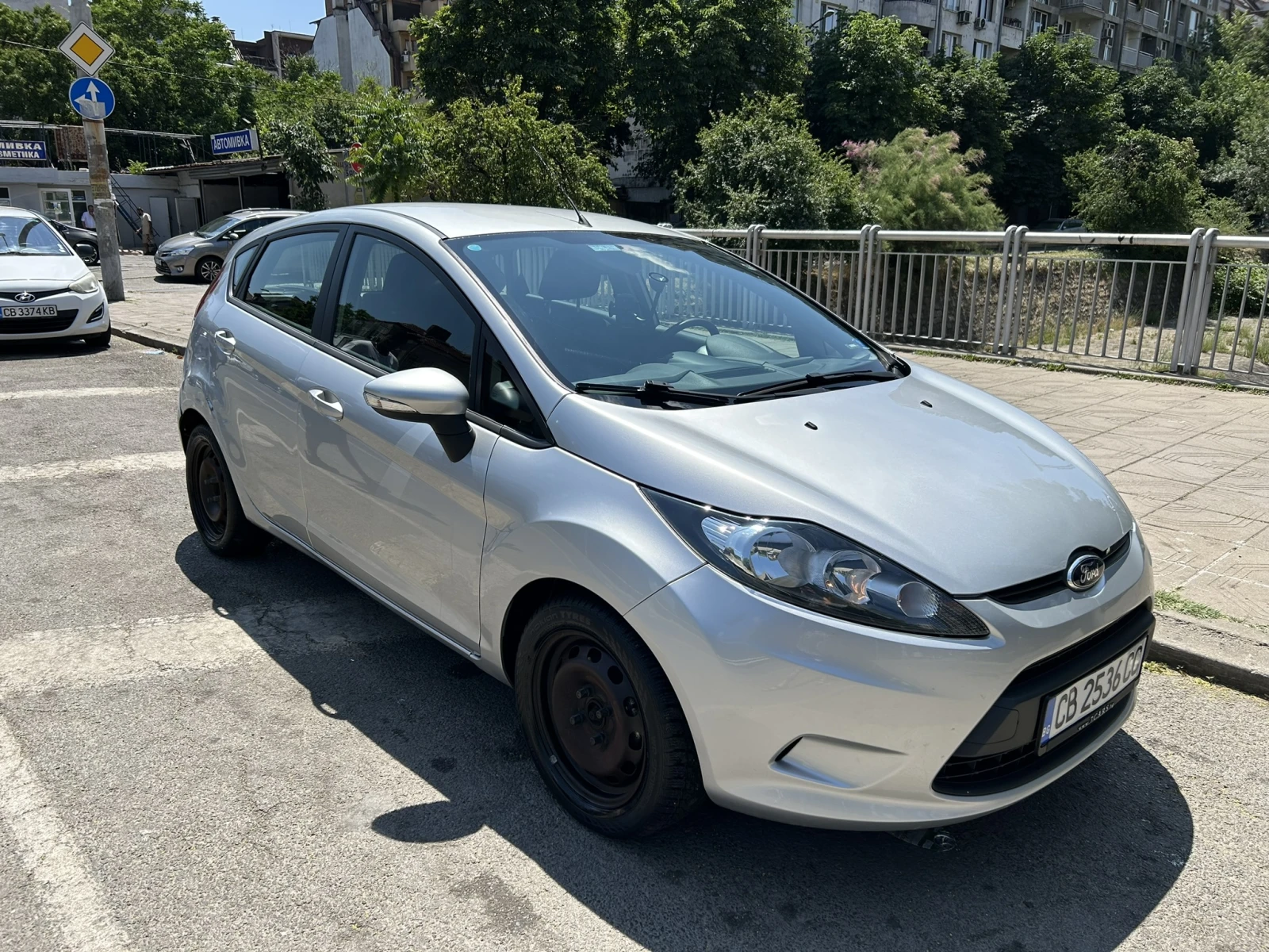Ford Fiesta 1.6 TDCi - изображение 4