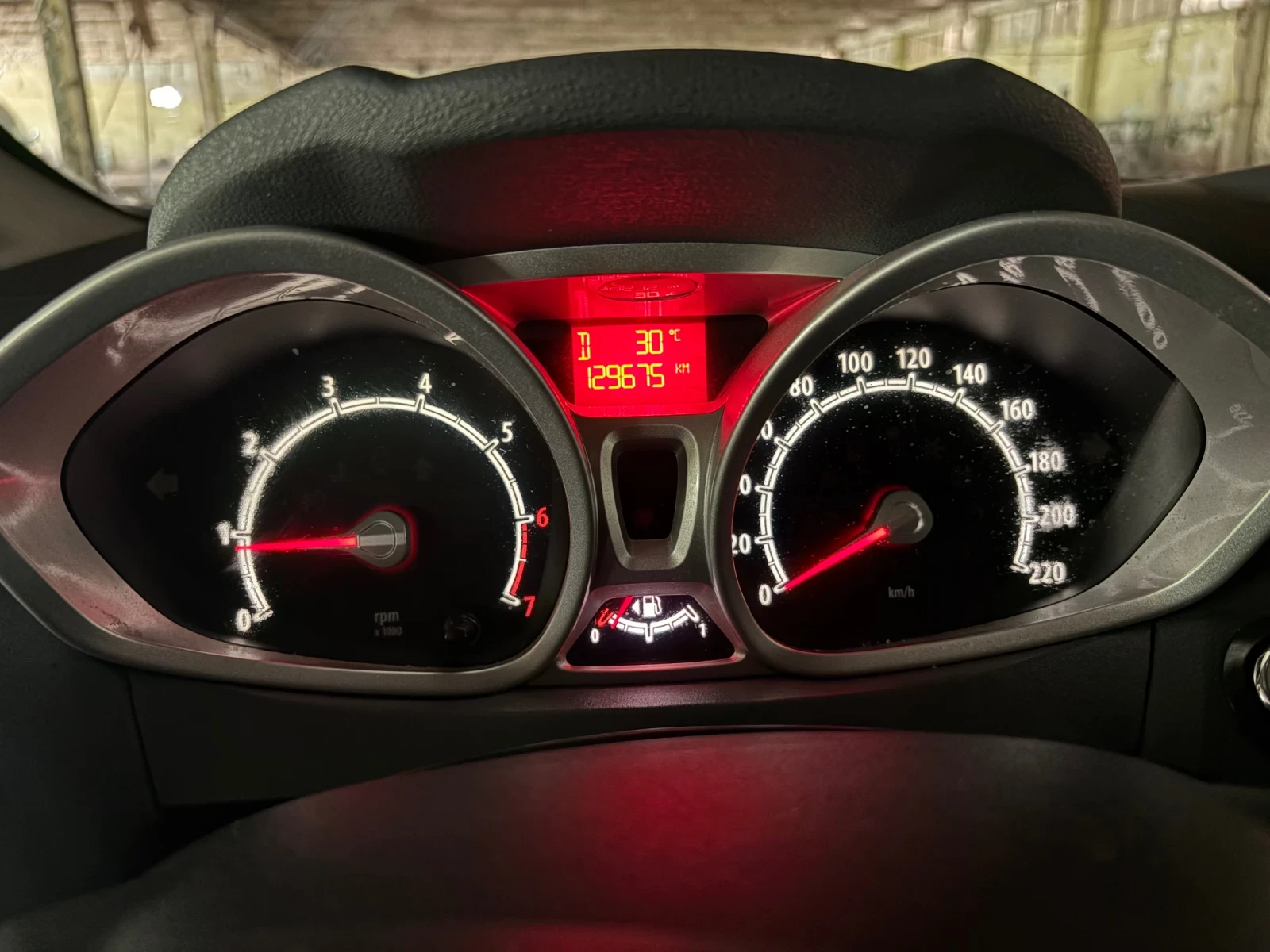 Ford Fiesta Titanium 1.4i - изображение 10