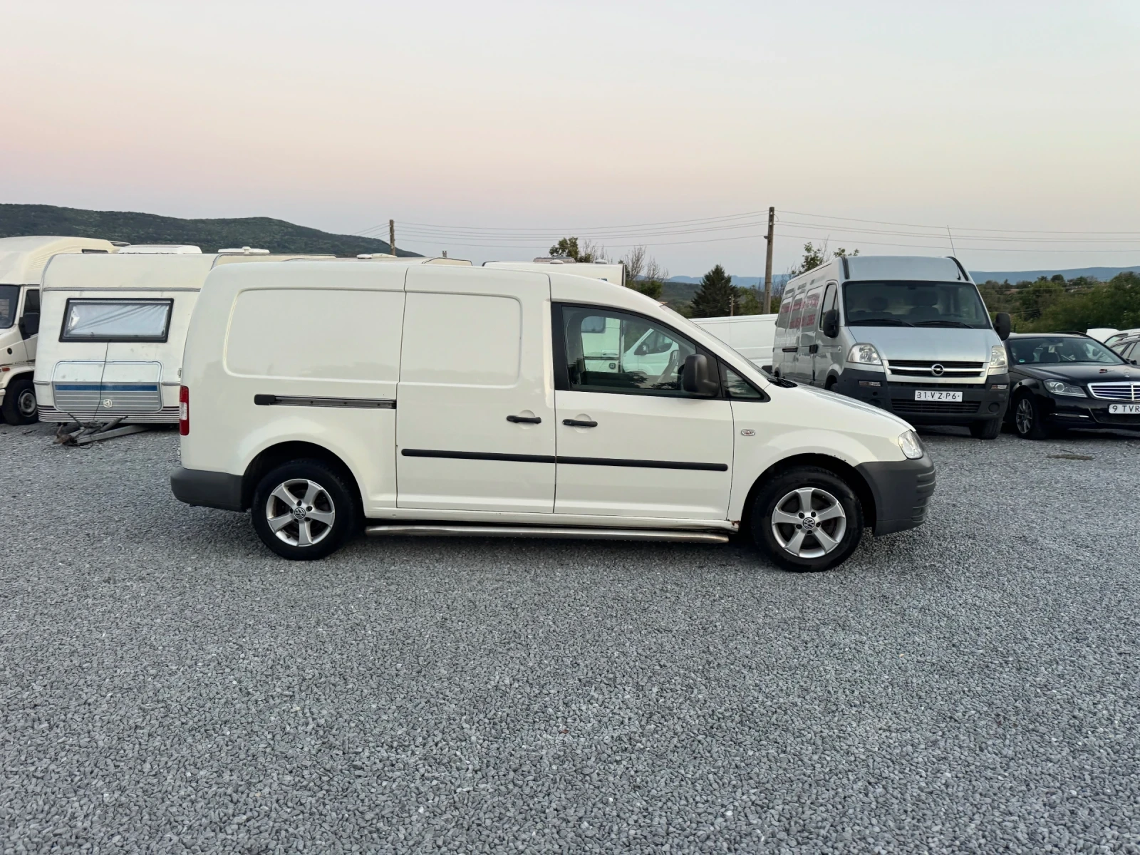 VW Caddy 1.9тди 105к.с МАКСИ КЛИМАТИК - изображение 4