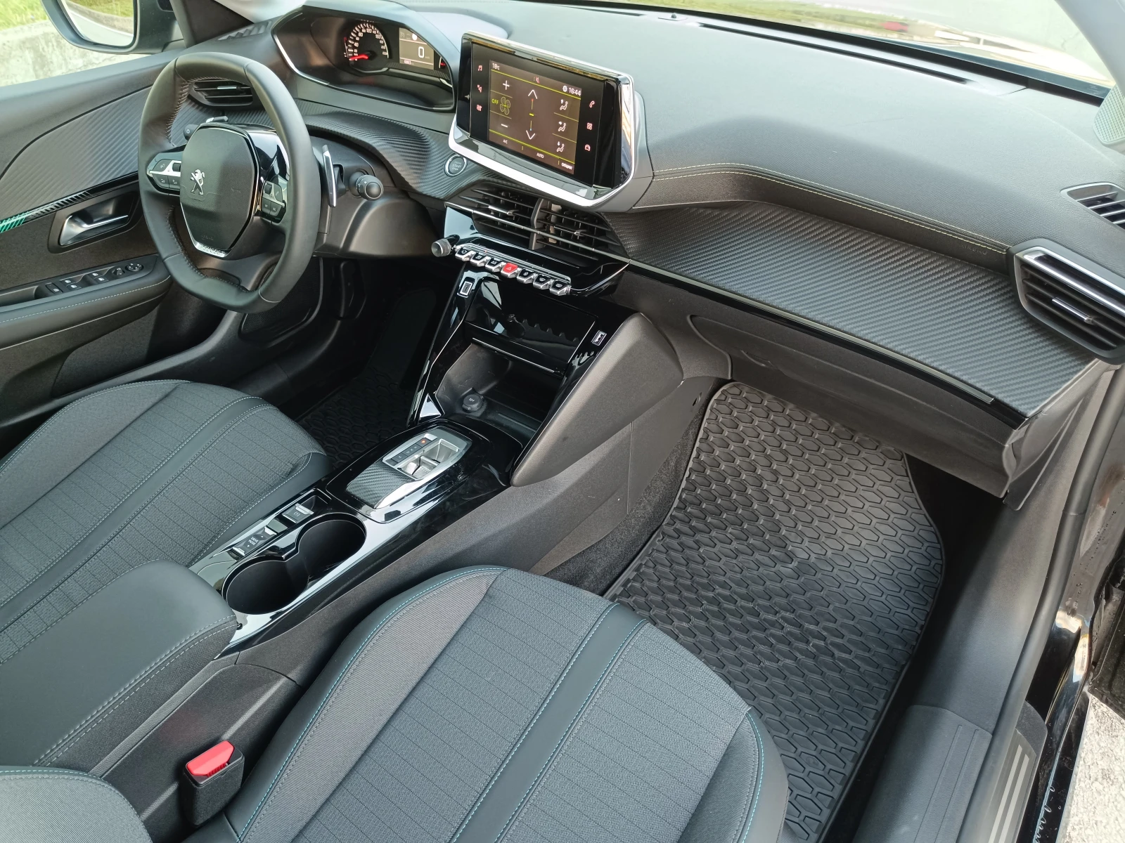 Peugeot 208 1.2 PureTech | GT-Line | Mobile.bg   14