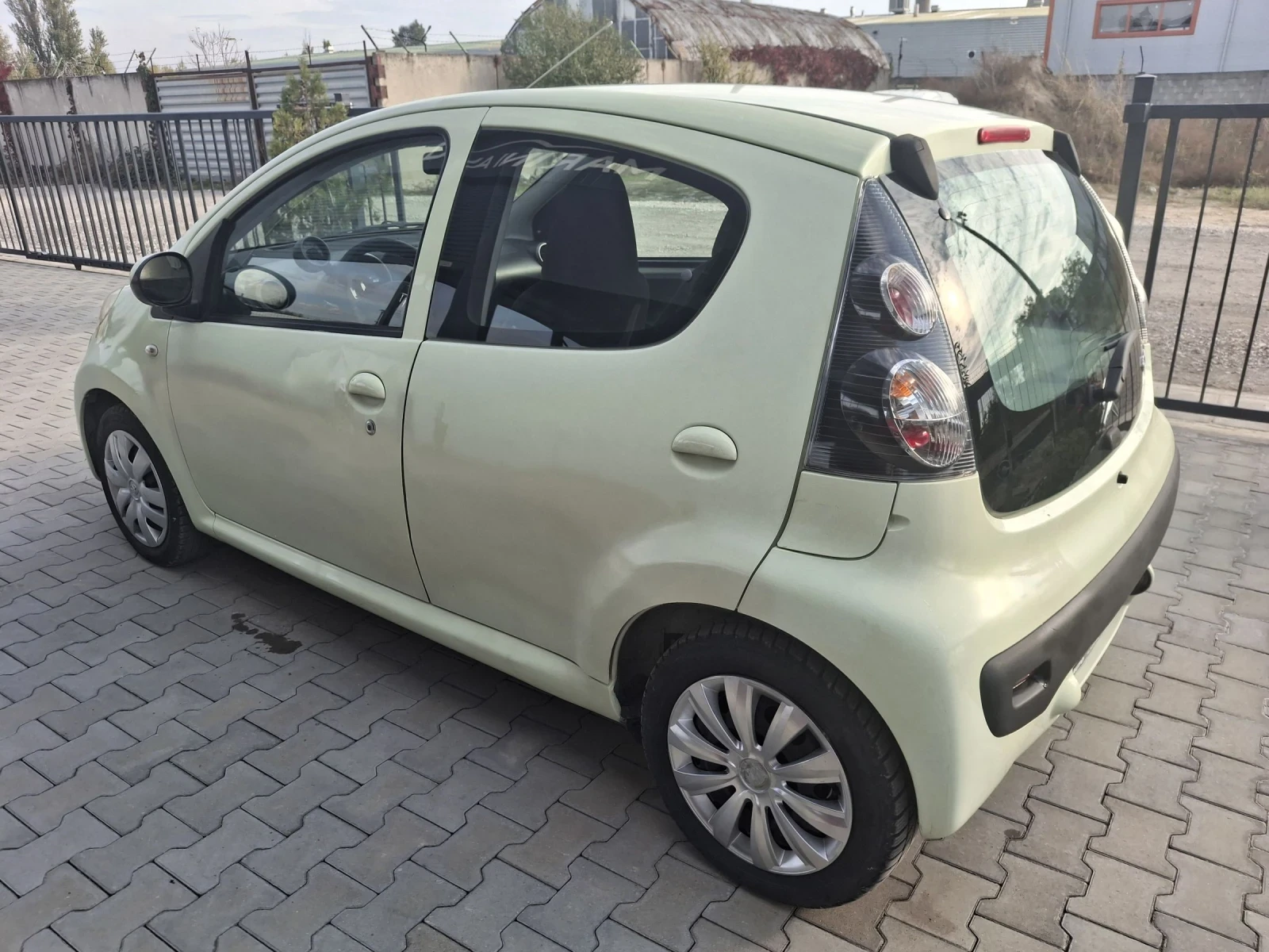 Citroen C1 Автоматик  | Mobile.bg — изображение 3