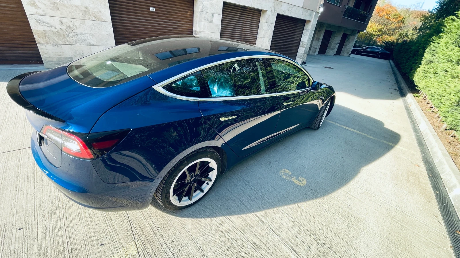 Tesla Model 3 AWD 450PS 78.8kWh - изображение 4