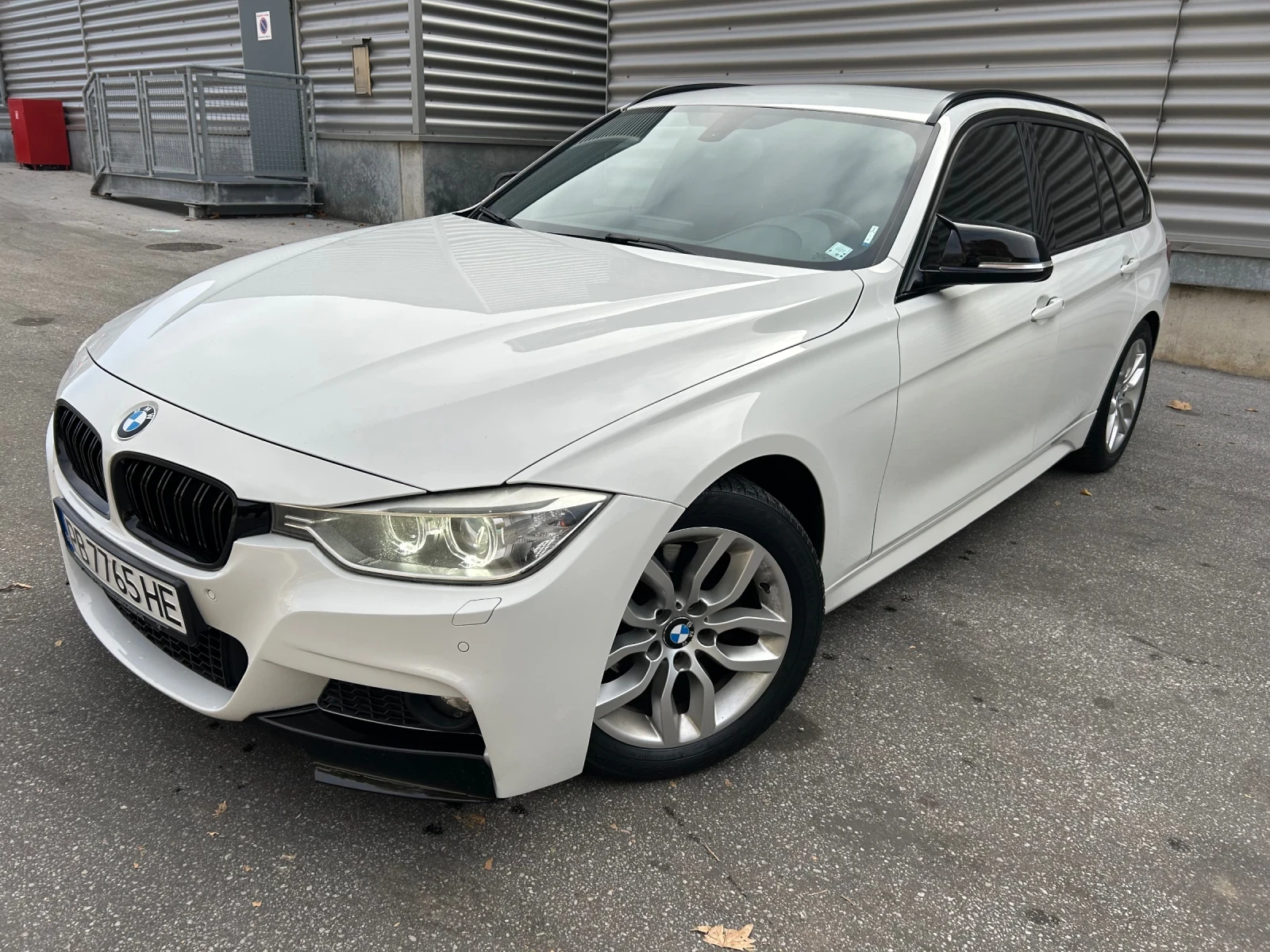 BMW 320 F31 Touring - изображение 2