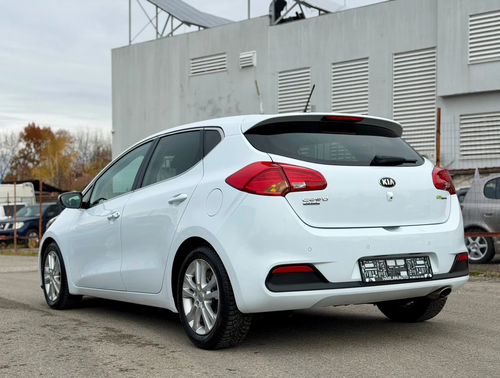 Kia Ceed 1.6 Premium   118    | Mobile.bg   3