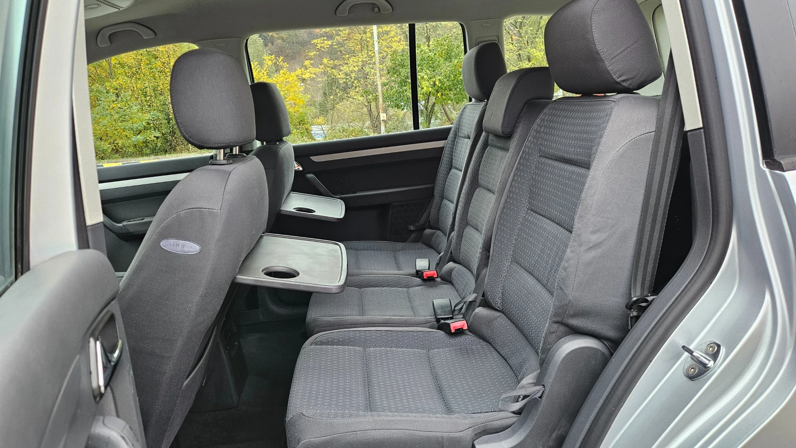 VW Touran 1.9 Tdi 6skorost/Klimatronik | Mobile.bg   13