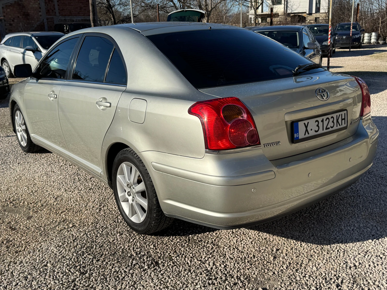 Toyota Avensis 6�������� | Mobile.bg � ����������� 5