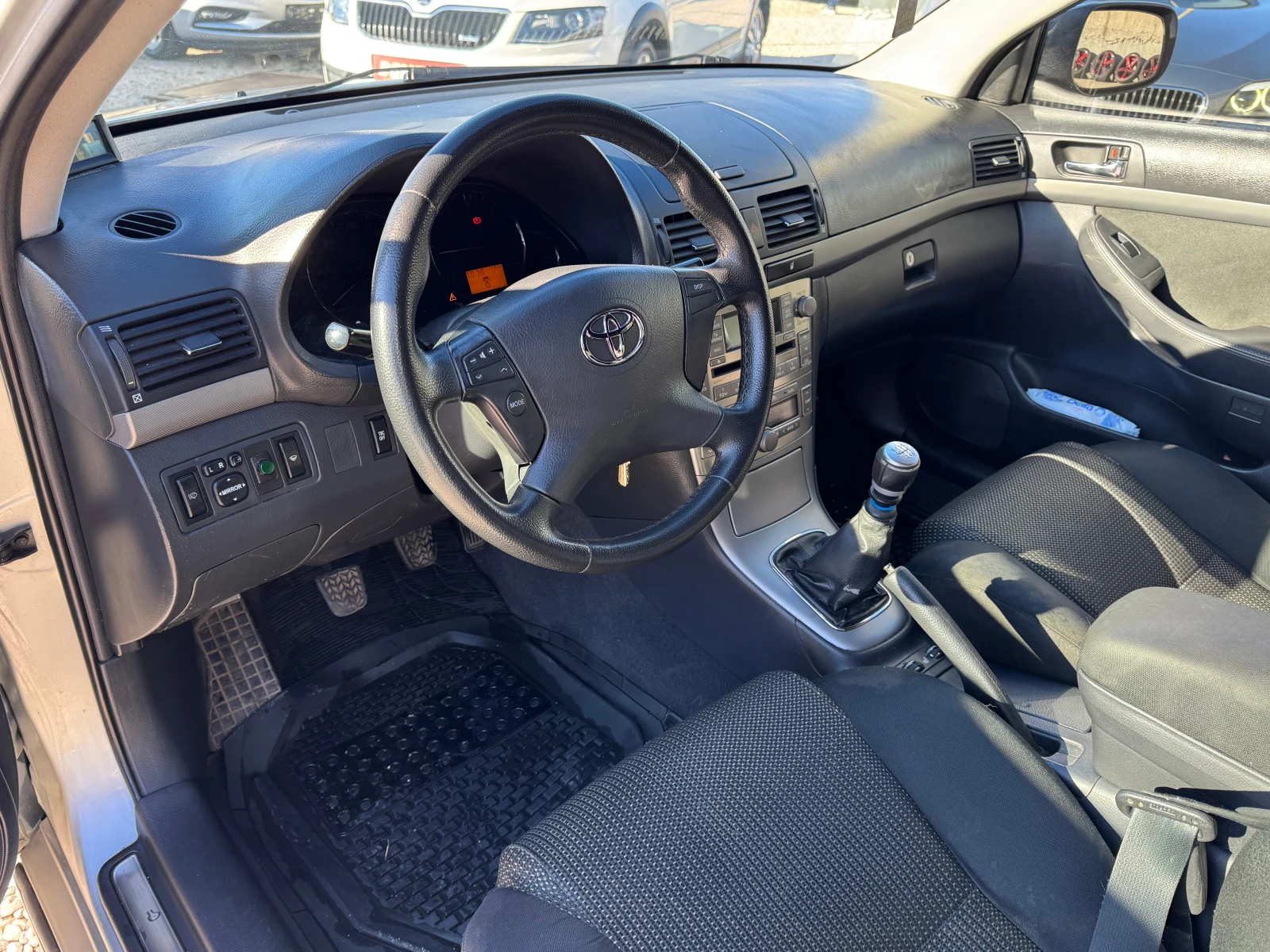 Toyota Avensis 6�������� | Mobile.bg � ����������� 8