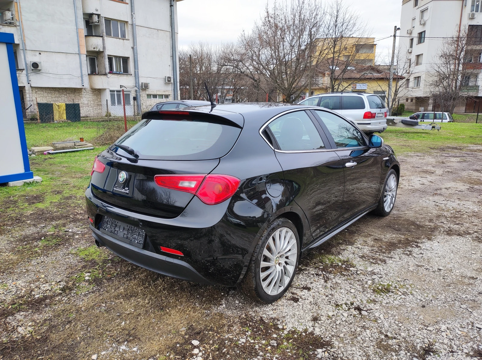 Alfa Romeo Giulietta 1.4T 120�.�. euro5 174000km Quadrivoglio Design | Mobile.bg � ����������� 6