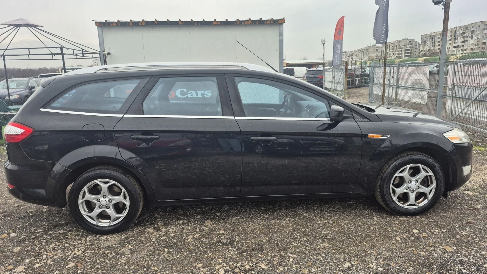 Ford Mondeo 2.0i * 16V * Titanium * Кожен салон * Бартер - изображение 2