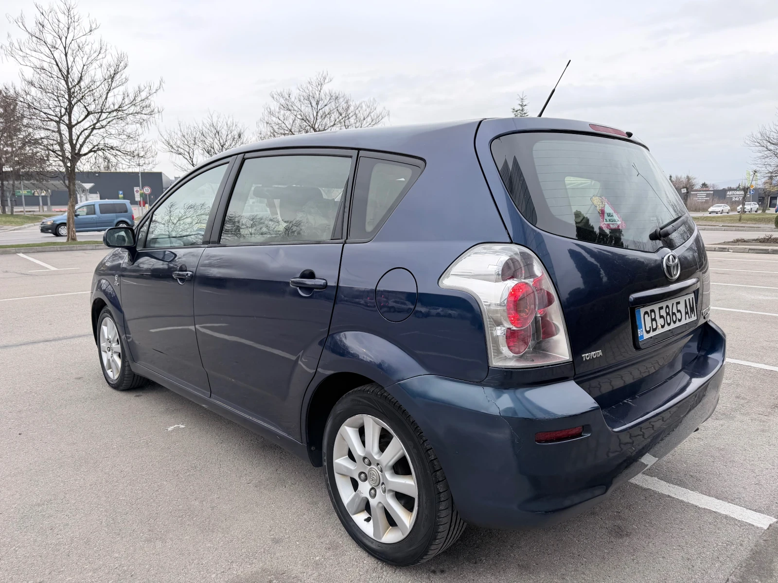 Toyota Corolla verso 7-МЕСТА!, снимка 5 - Автомобили и джипове - 53389806