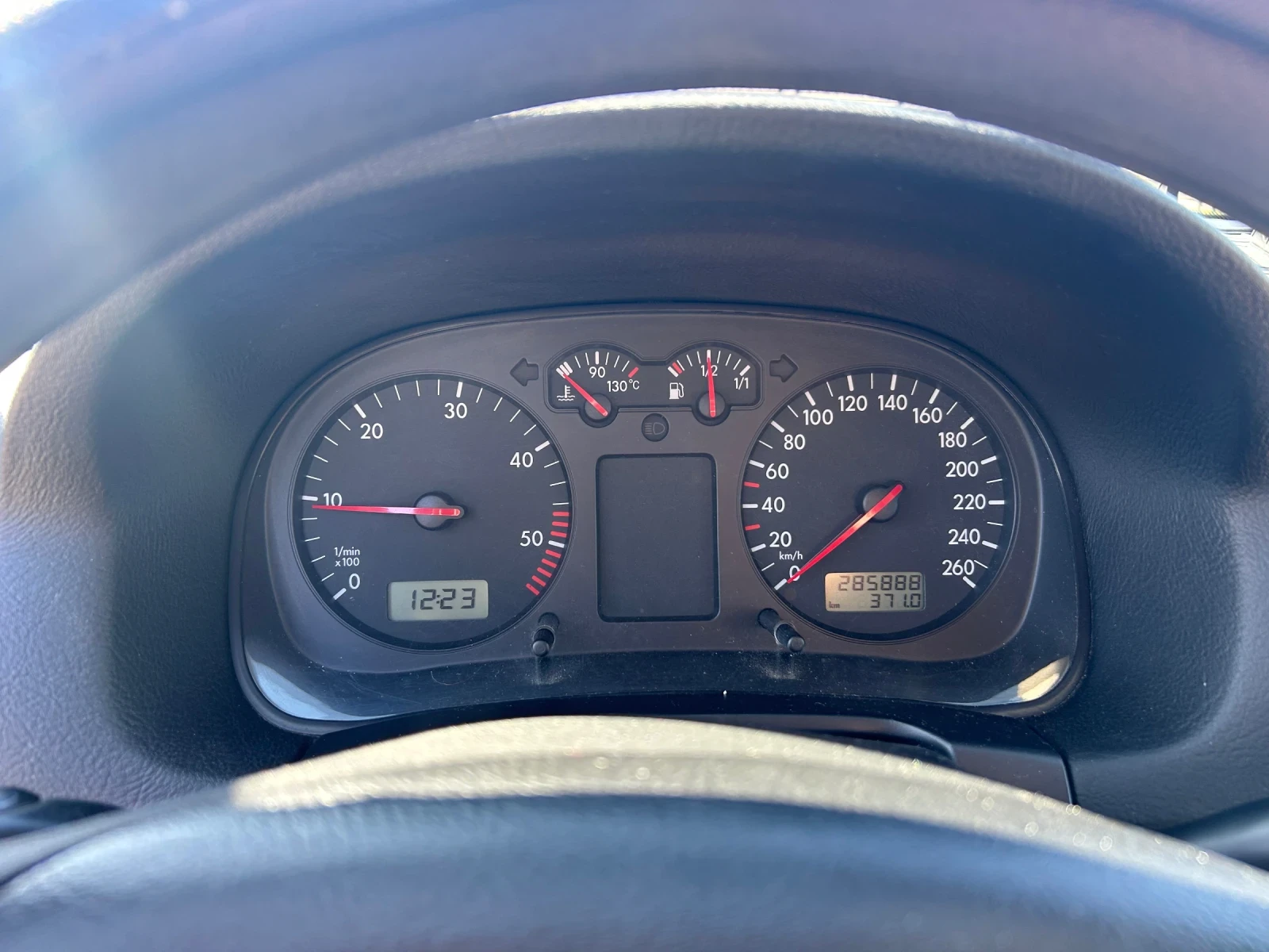 VW Golf  - изображение 9