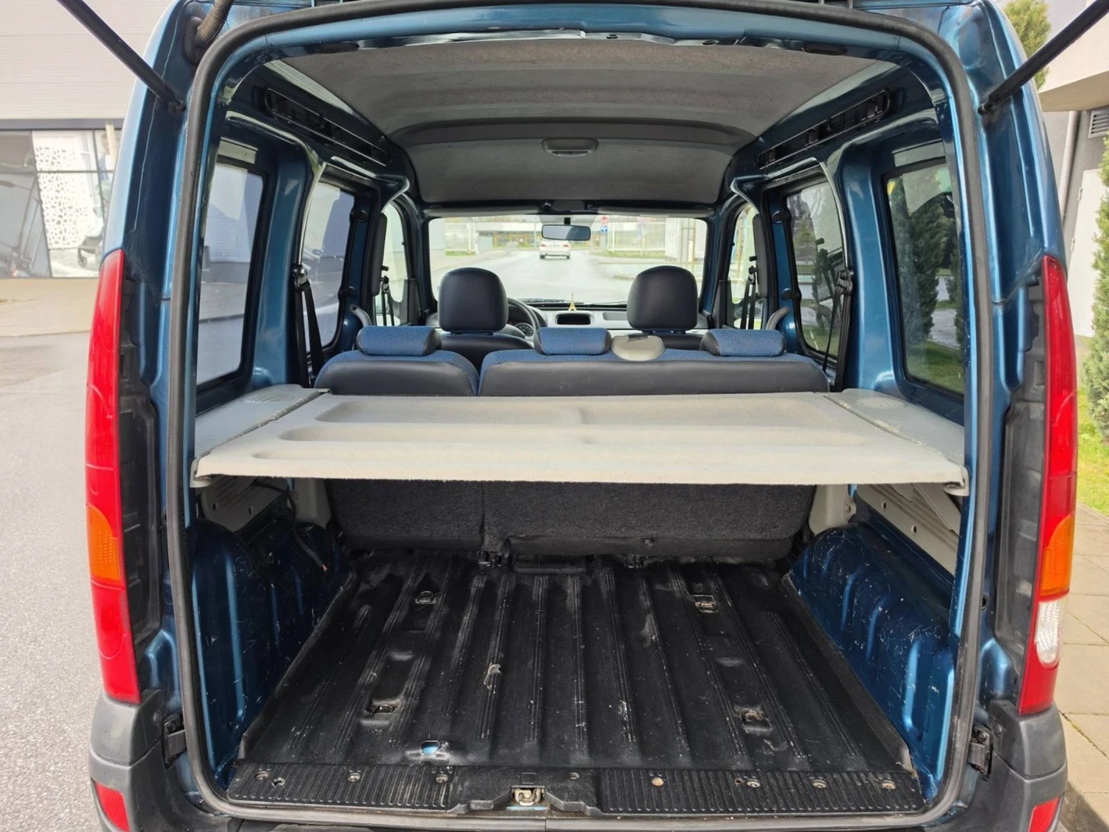 Renault Kangoo 1.2 бензин, климатик , снимка 8 - Автомобили и джипове - 53965961