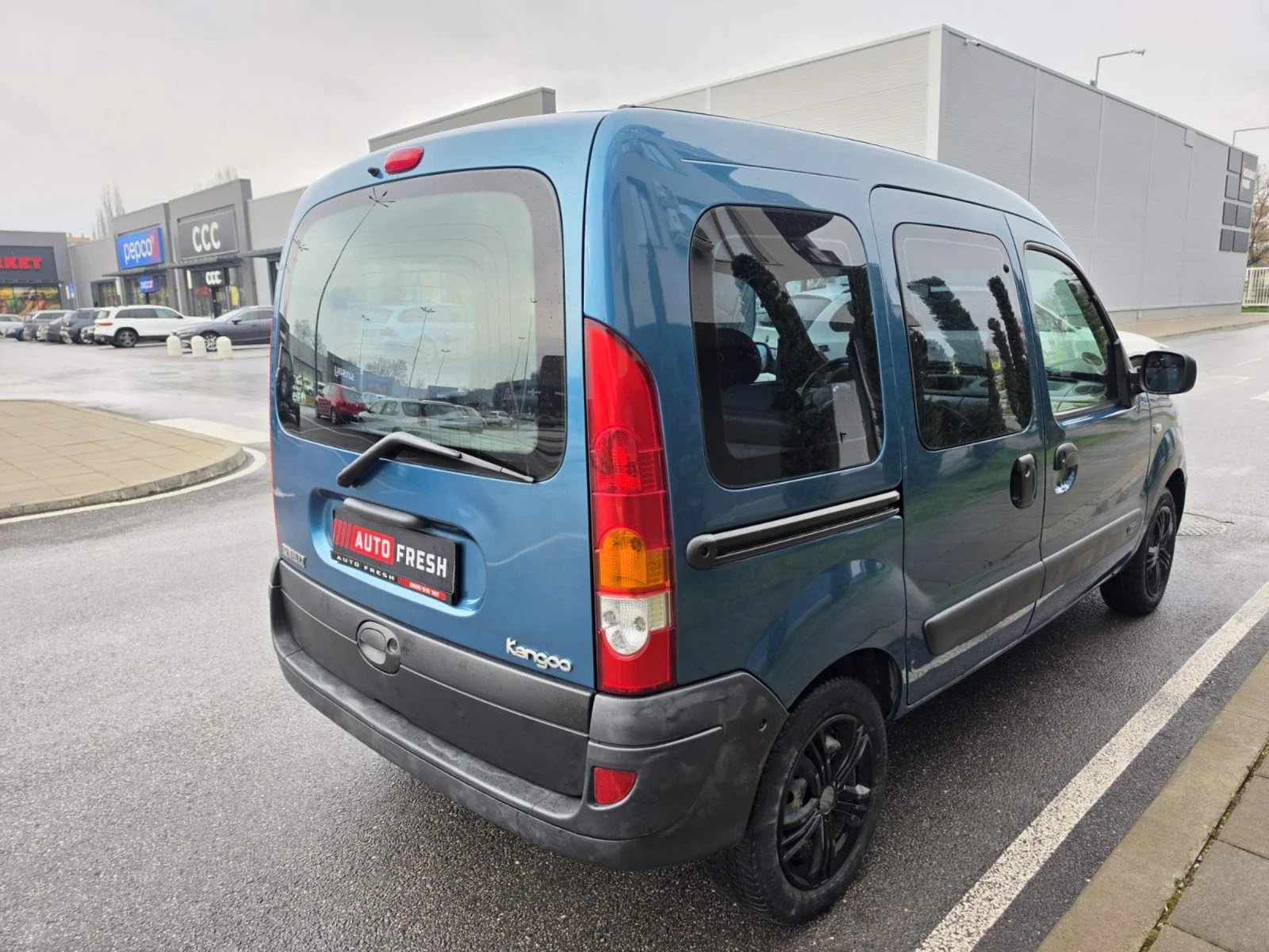 Renault Kangoo 1.2 бензин, климатик , снимка 6 - Автомобили и джипове - 53965961