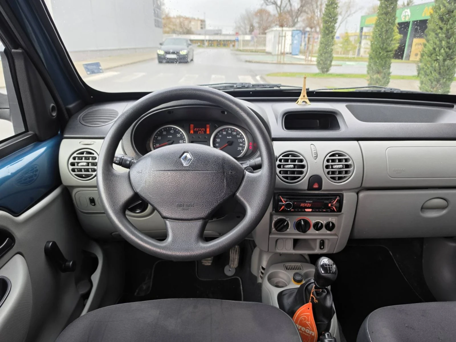 Renault Kangoo 1.2 бензин, климатик , снимка 14 - Автомобили и джипове - 53965961