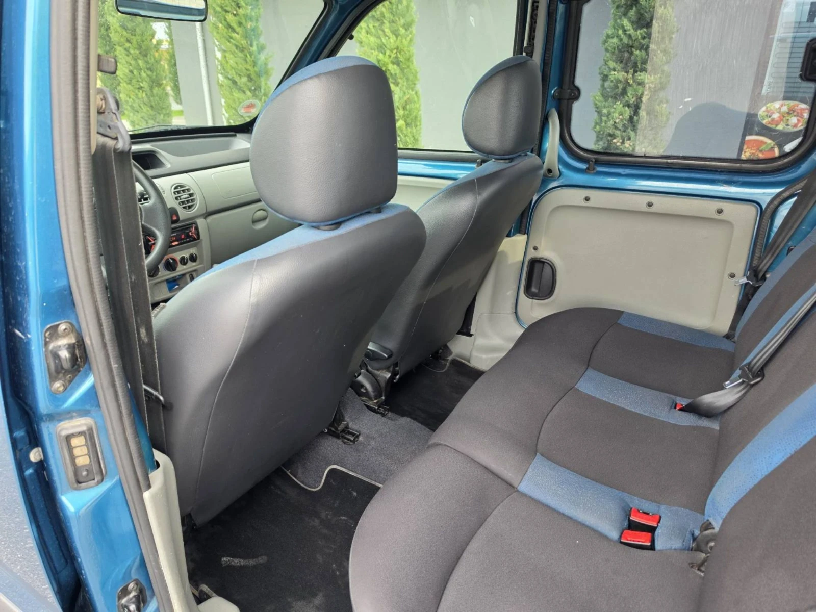 Renault Kangoo 1.2 бензин, климатик , снимка 17 - Автомобили и джипове - 53965961