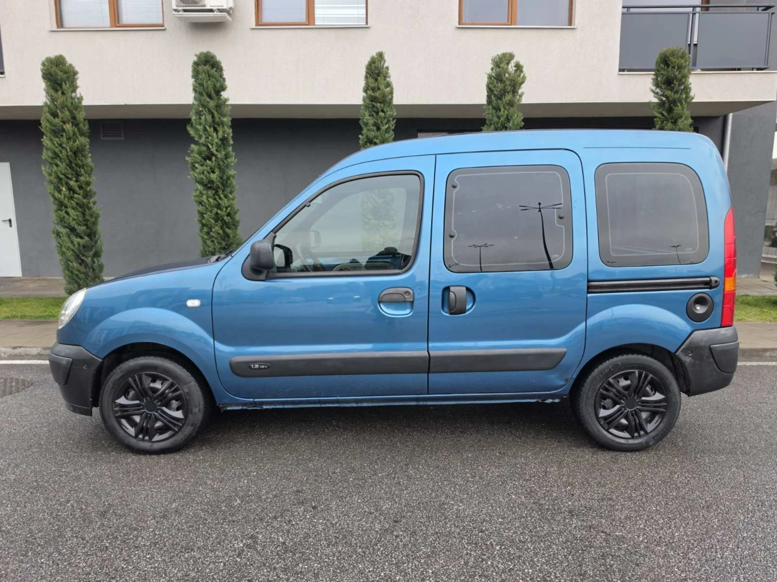 Renault Kangoo 1.2 бензин, климатик , снимка 7 - Автомобили и джипове - 53965961