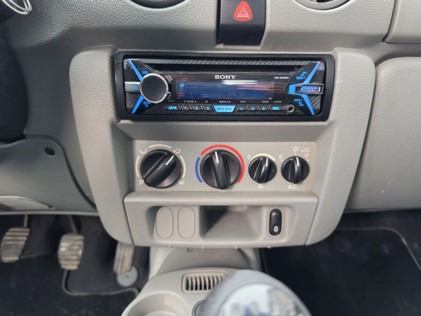 Renault Kangoo 1.2 бензин, климатик , снимка 12 - Автомобили и джипове - 53965961