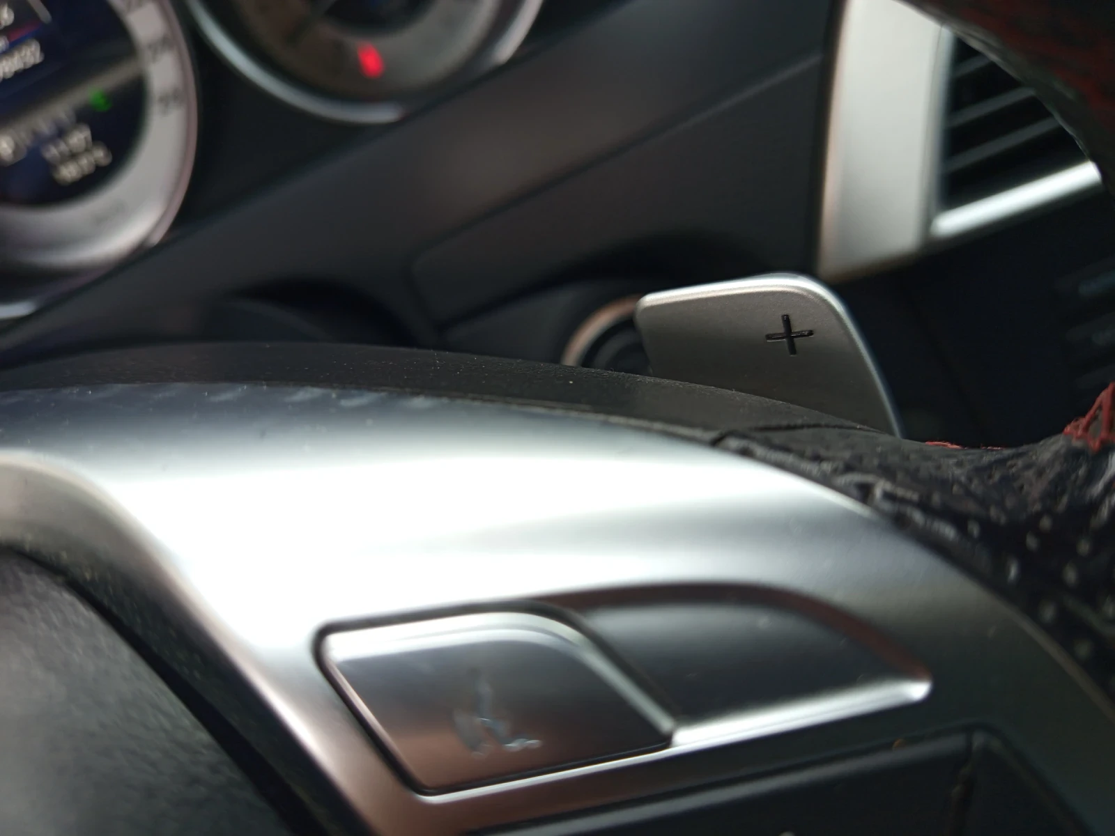 Mercedes-Benz C 300 AMG 300cdi Facelift AMG Paket..., снимка 7 - Автомобили и джипове - 54091917